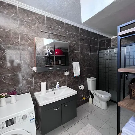 Feriehus Lovely Detached Private House In Bodrum Bogazici